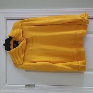 Ralph Lauren sweater. Excellent condition